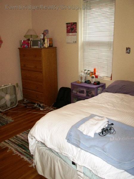 402 Highland Ave, Davis Square