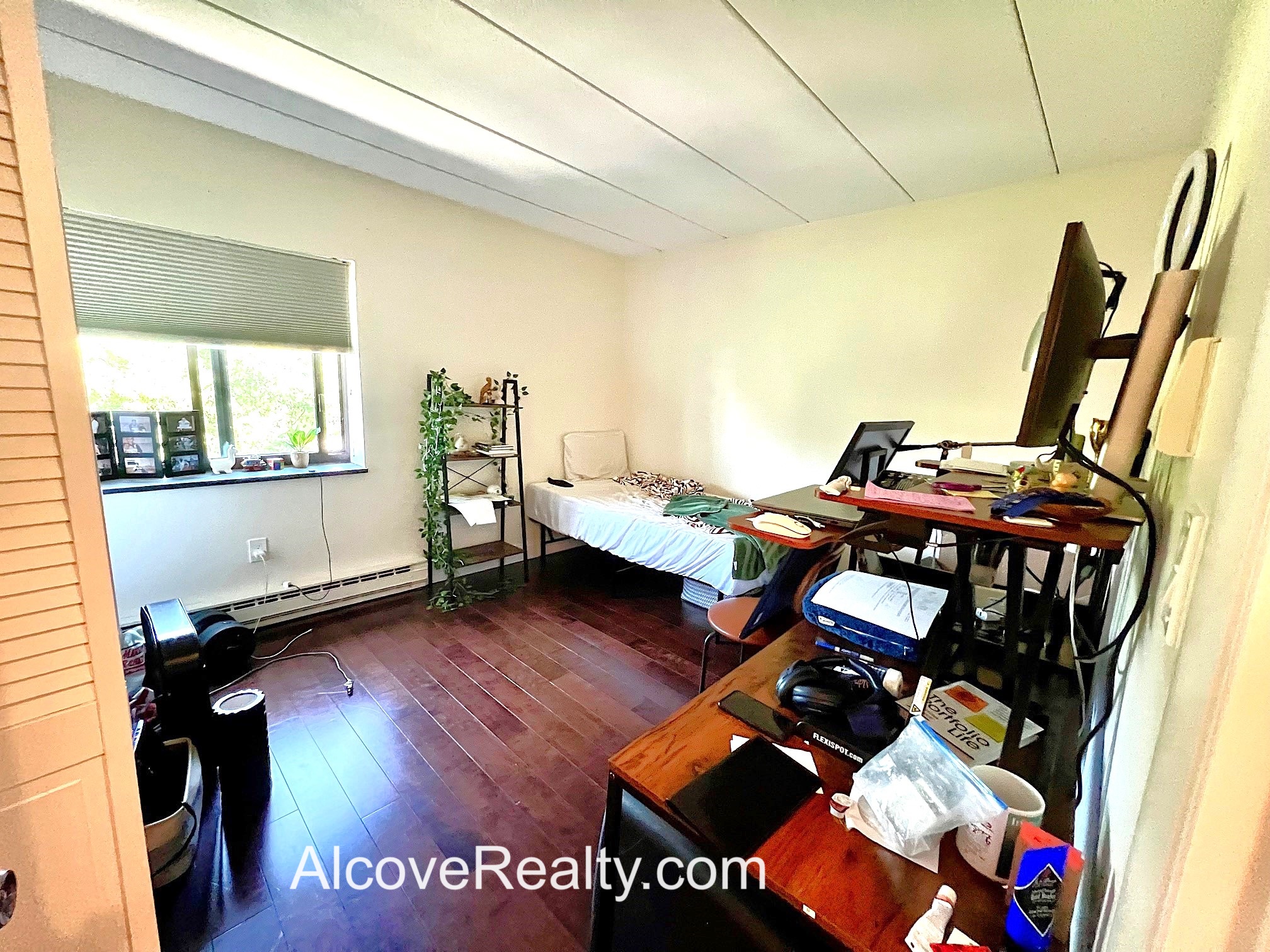 60 Pleasant St, Arlington