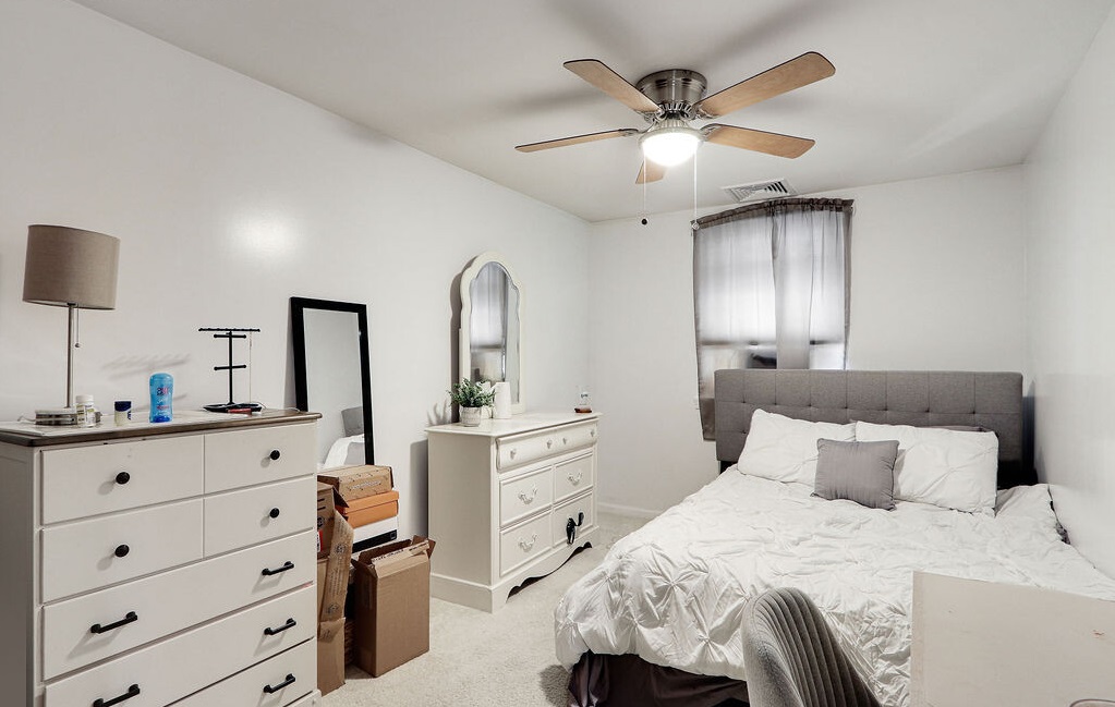 165 West 6th St, South Boston