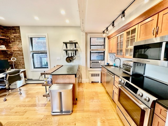 57 Charter St, North End