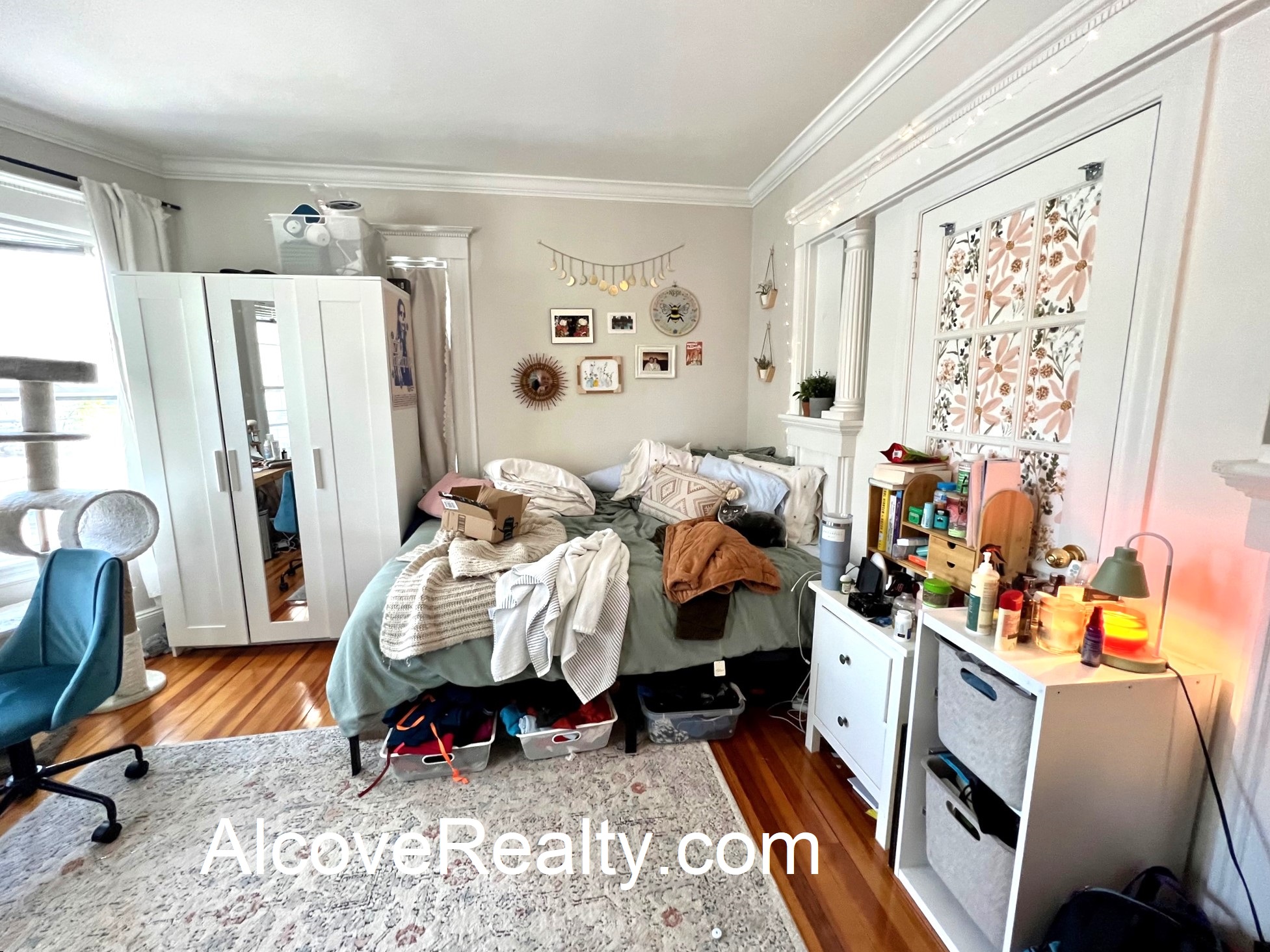 34 Leonard St, Davis Square