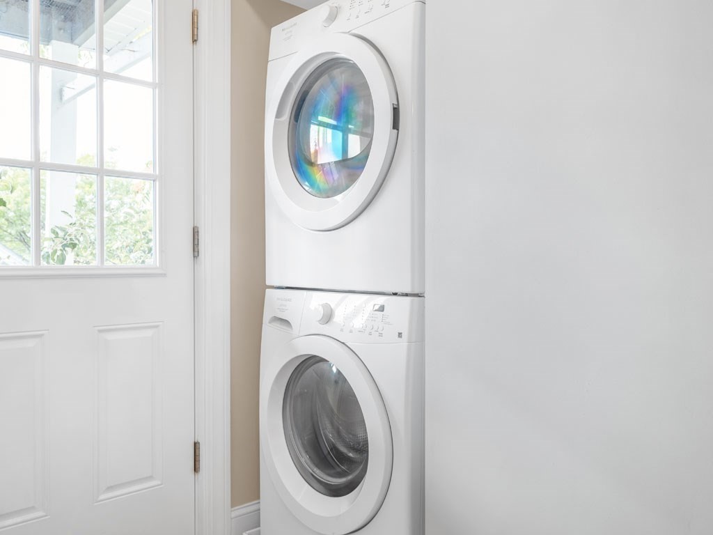 913 Boylston St, Allston