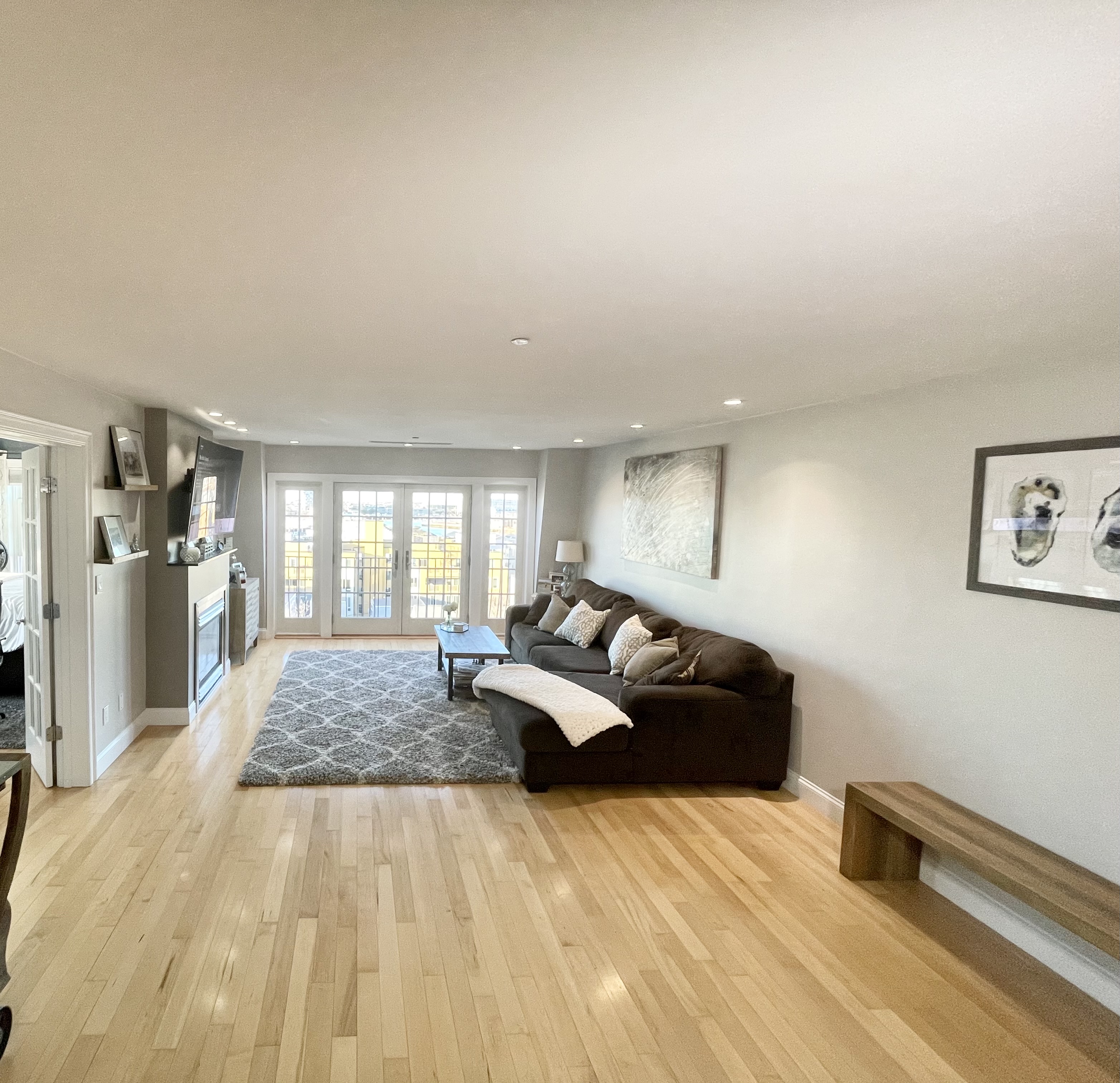 320 3rd St, South Boston