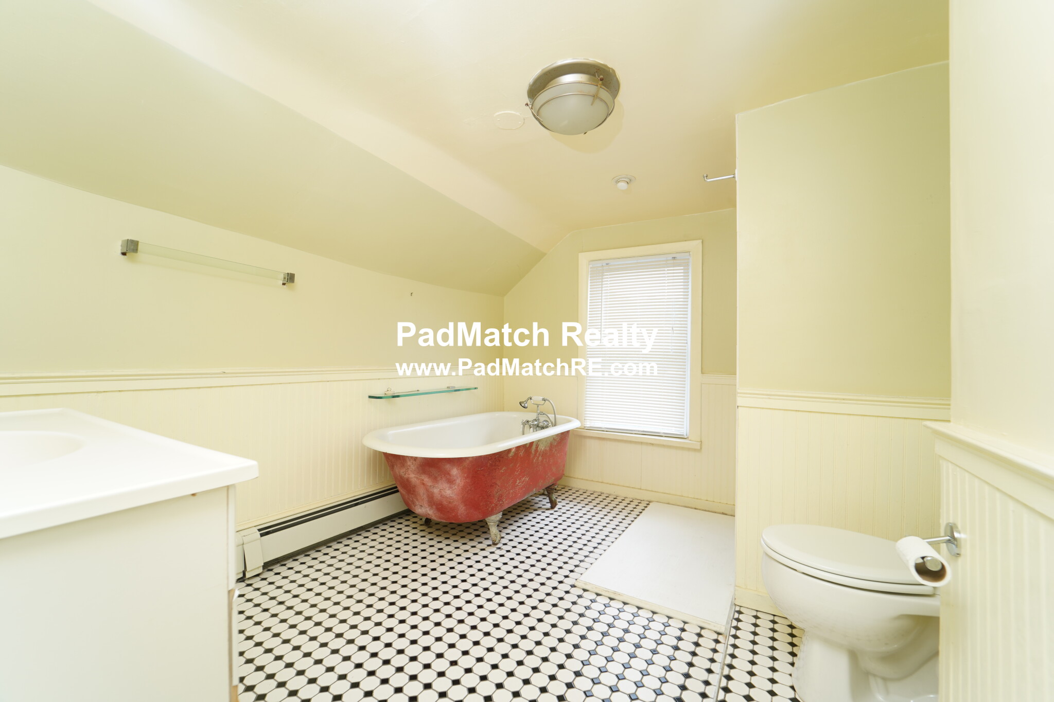 80 Alleghany St, Mission Hill