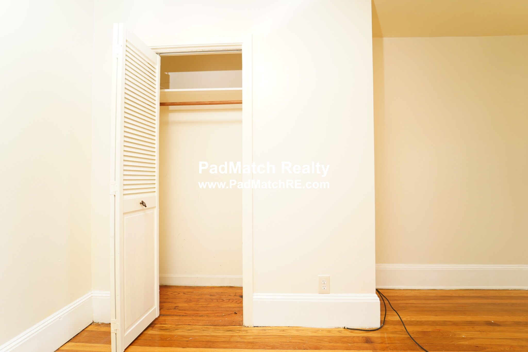 80 Alleghany St, Mission Hill