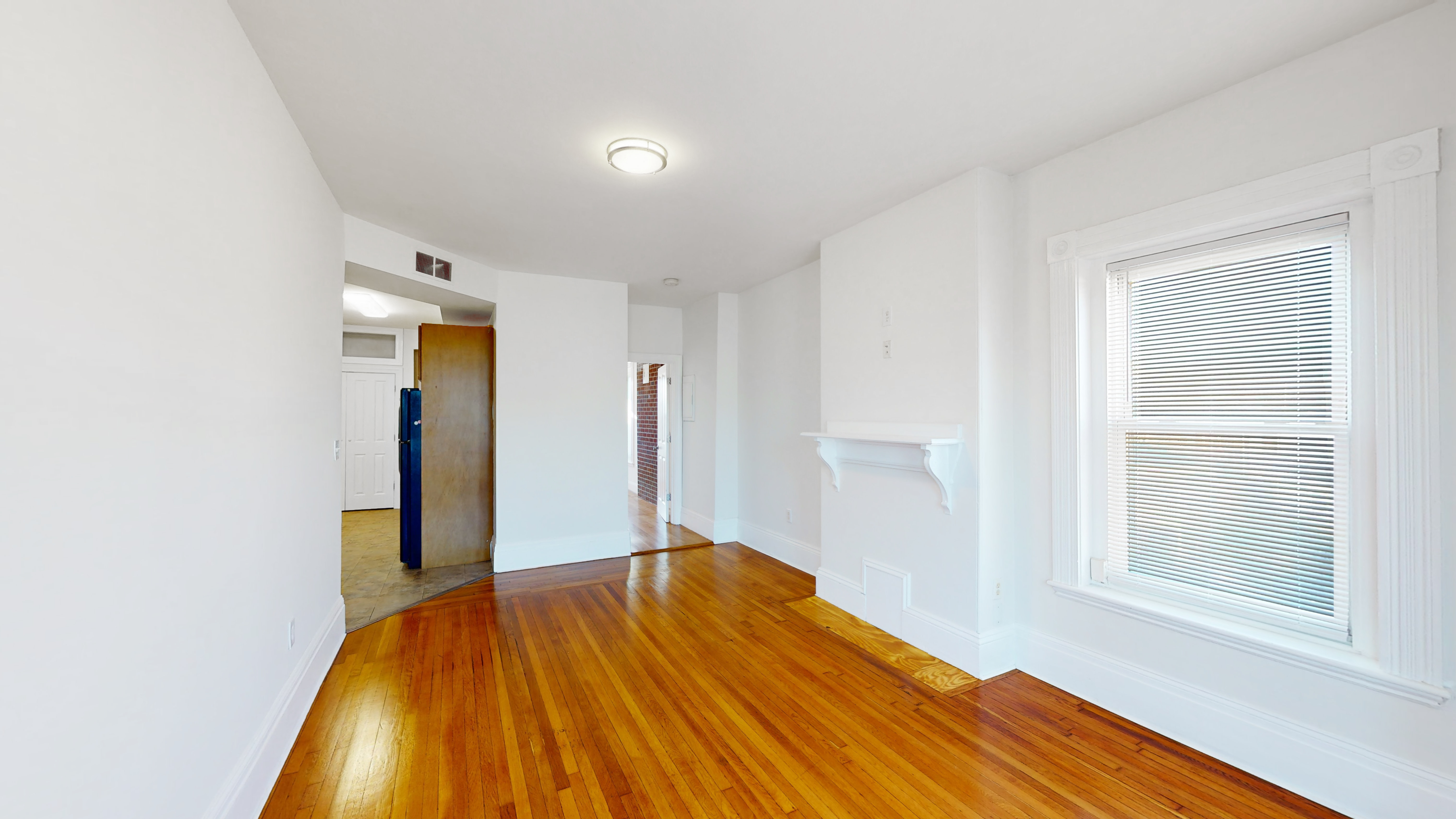 80 West Cottage St, Roxbury