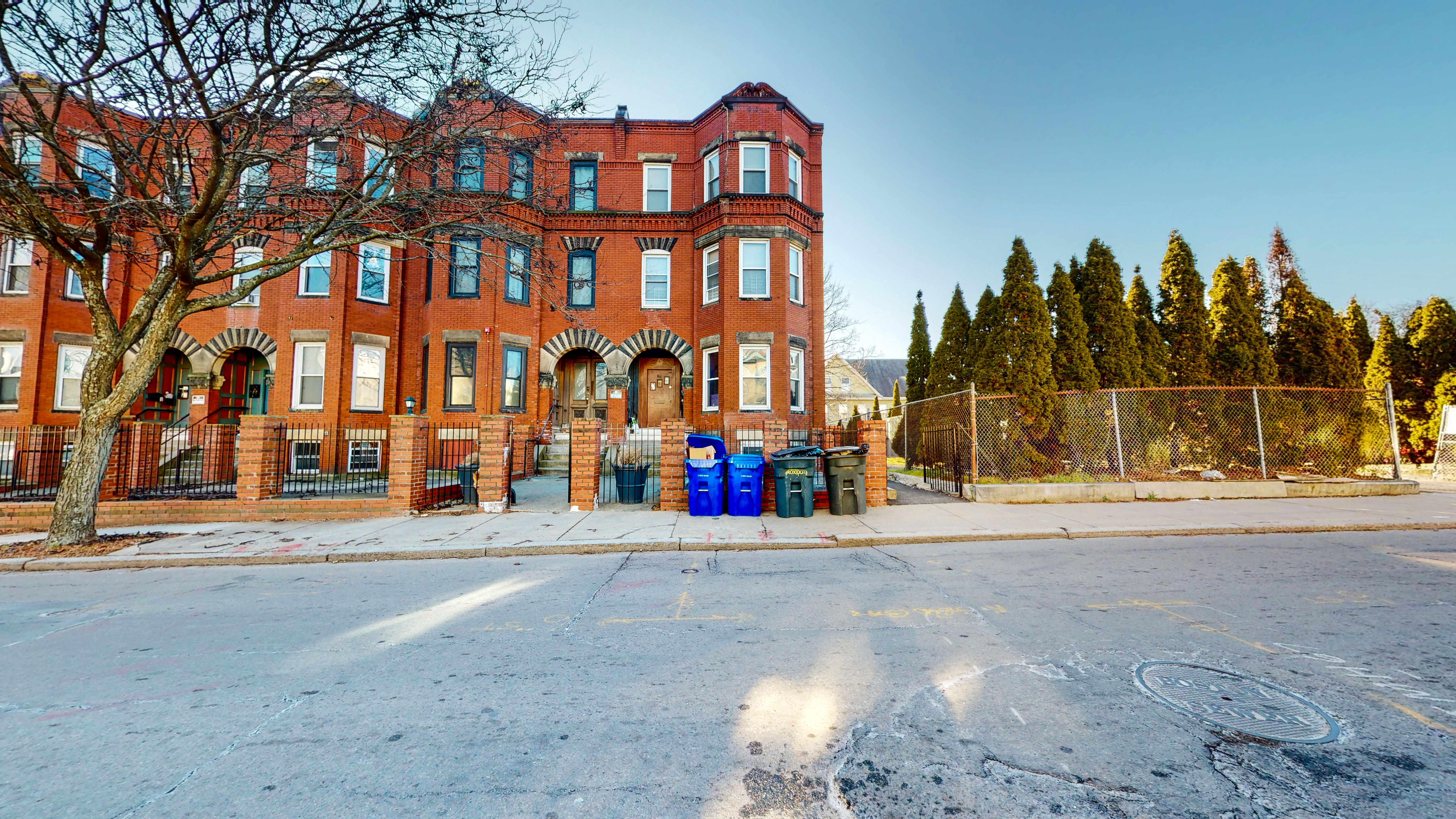 80 West Cottage St, Roxbury