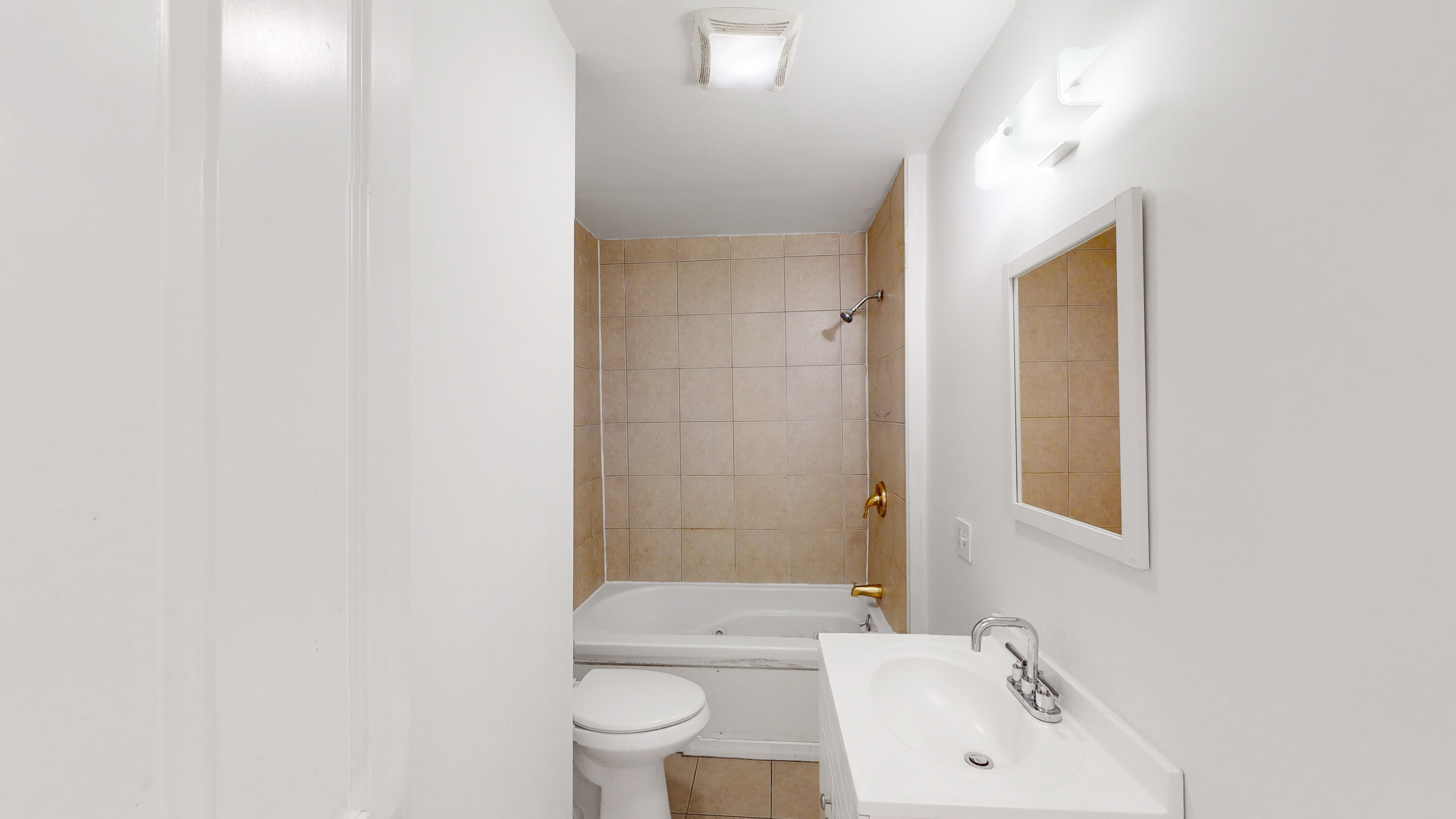 80 West Cottage St, Roxbury