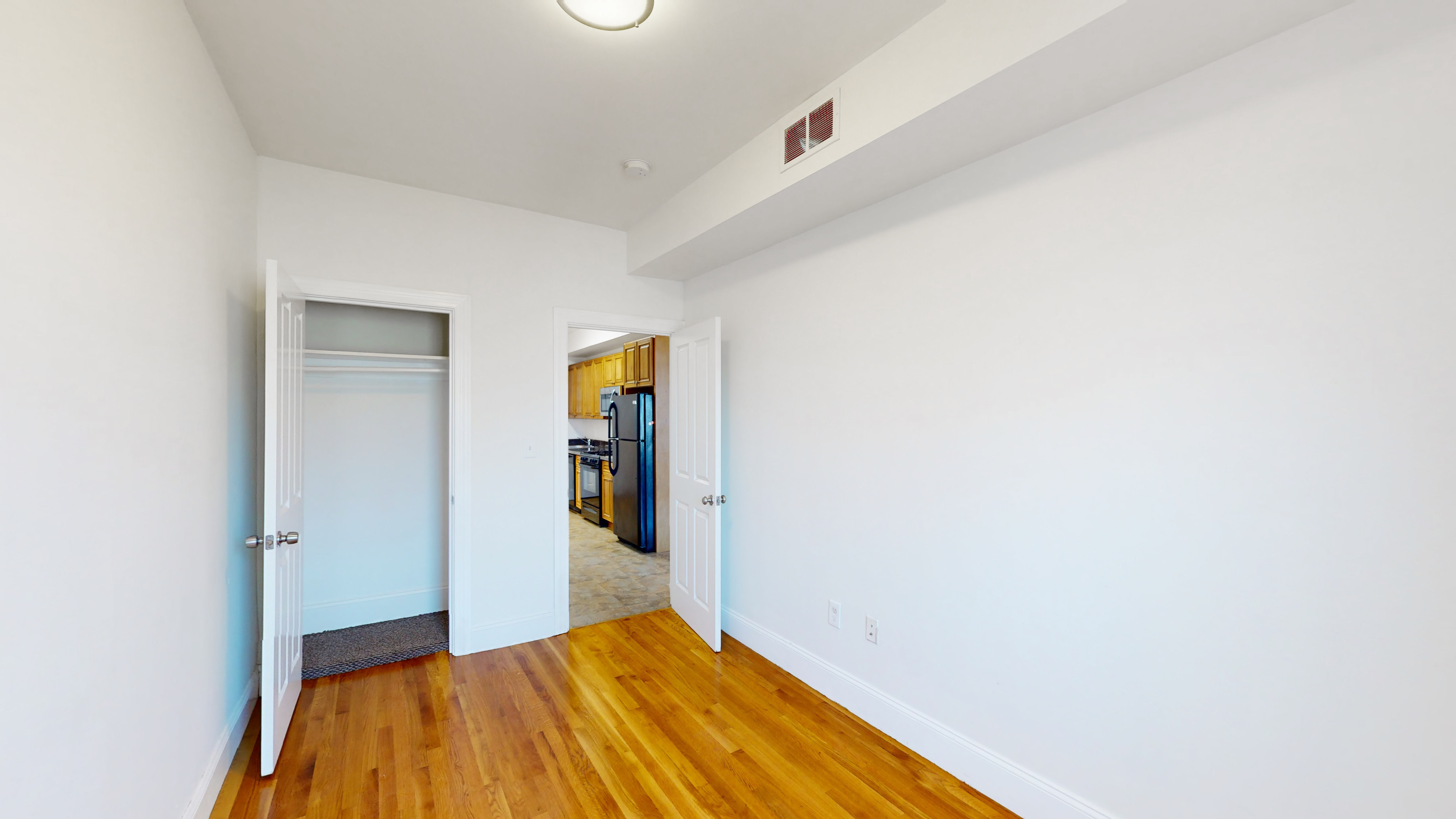 80 West Cottage St, Roxbury