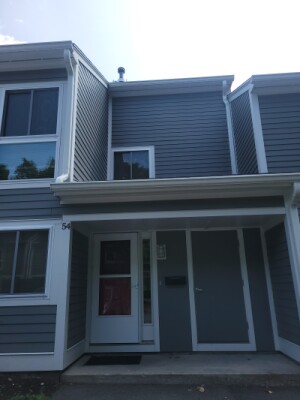 54 Hamlet St, Thompsonville