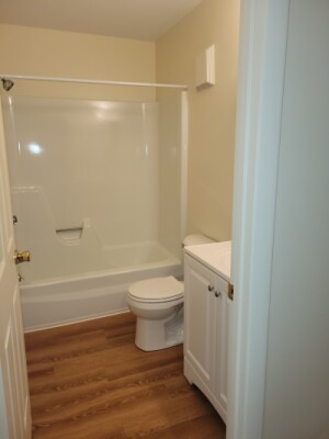 54 Hamlet St, Thompsonville