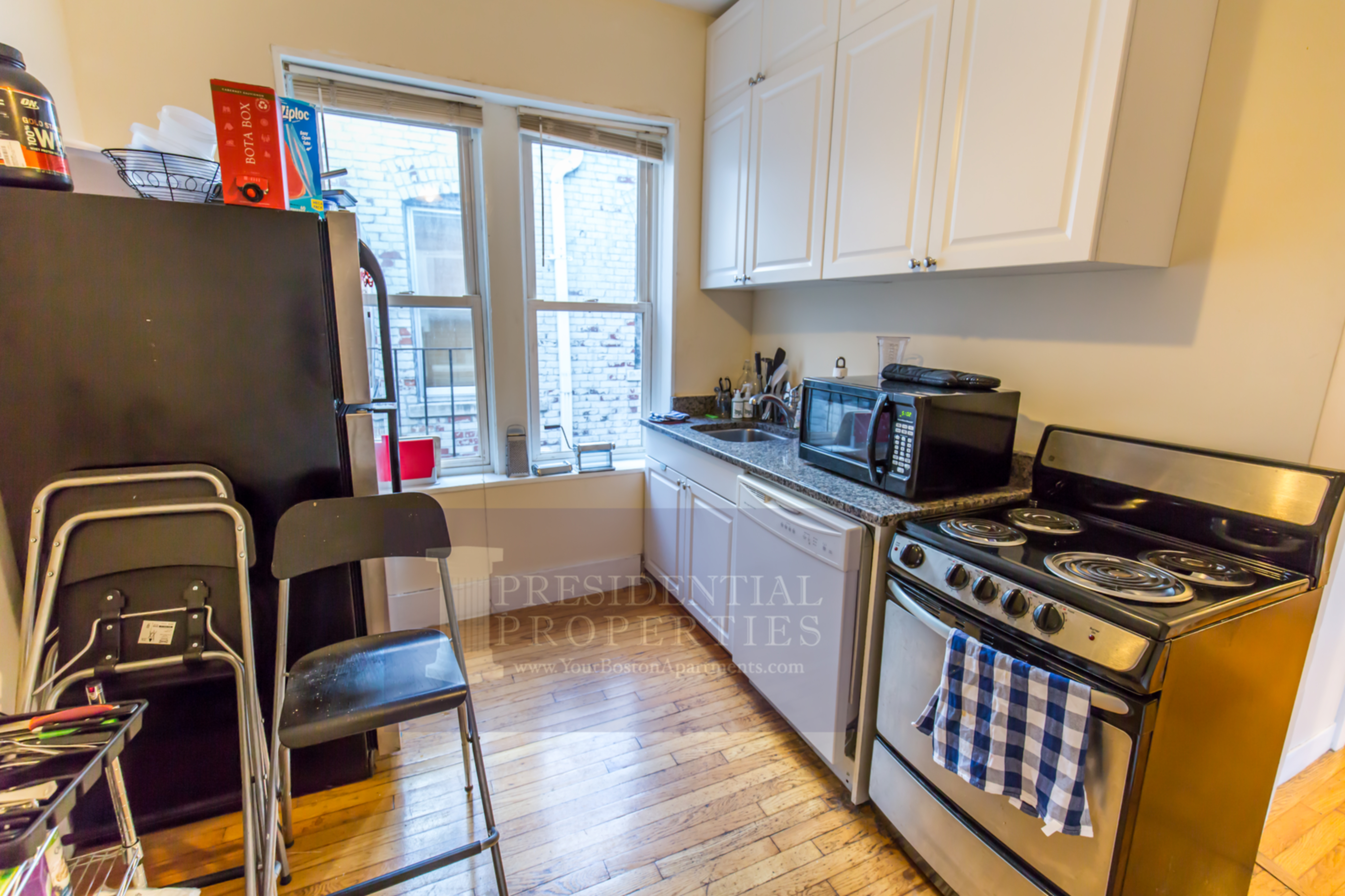 108 Myrtle St, Beacon Hill