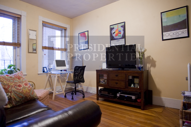 108 Myrtle St, Beacon Hill