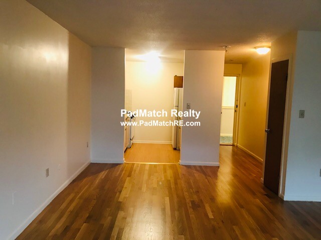 805 Mount Auburn St, Watertown