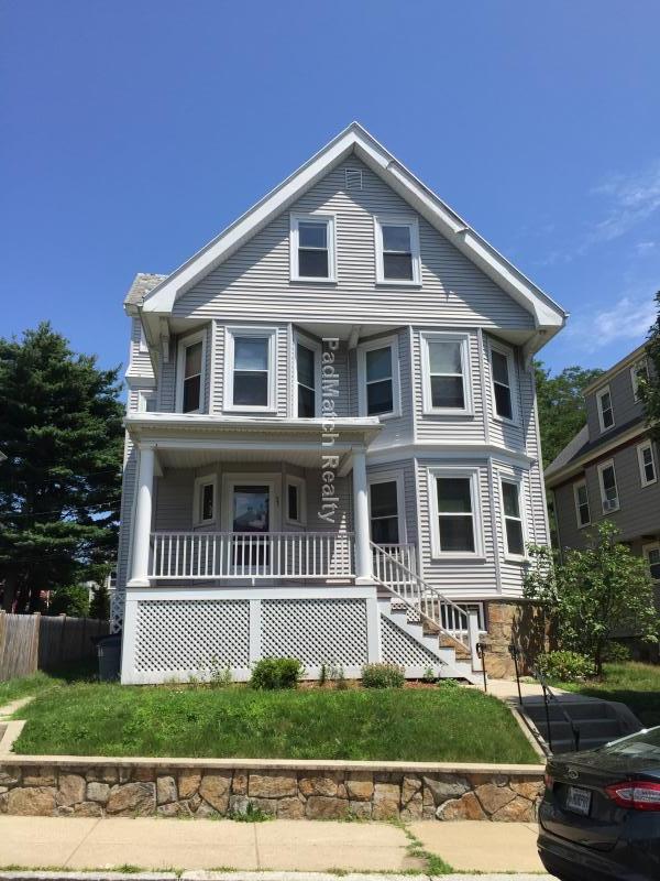 31 Ainsworth St, Roslindale
