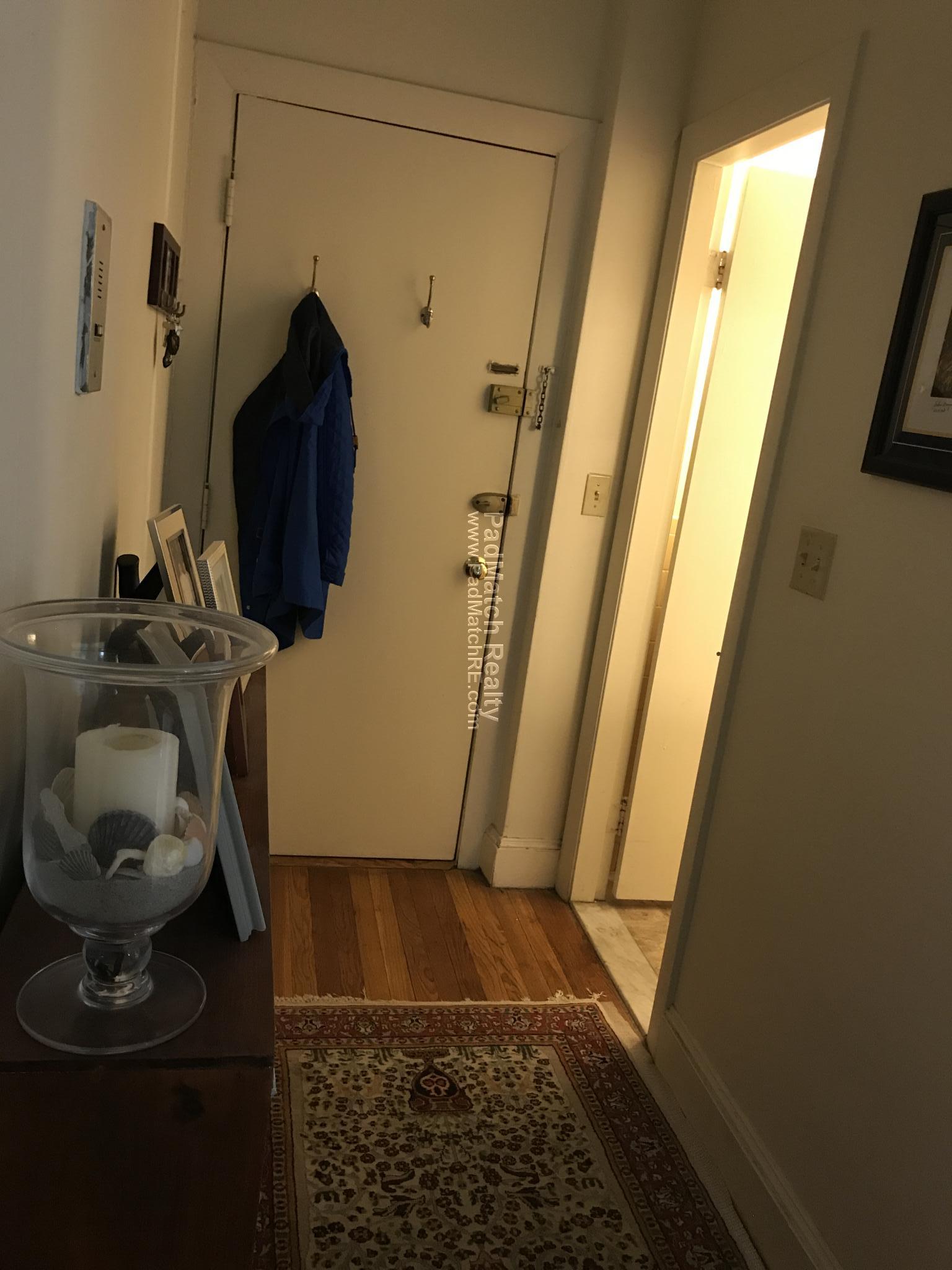 33 Lancaster Ter, Washington Square