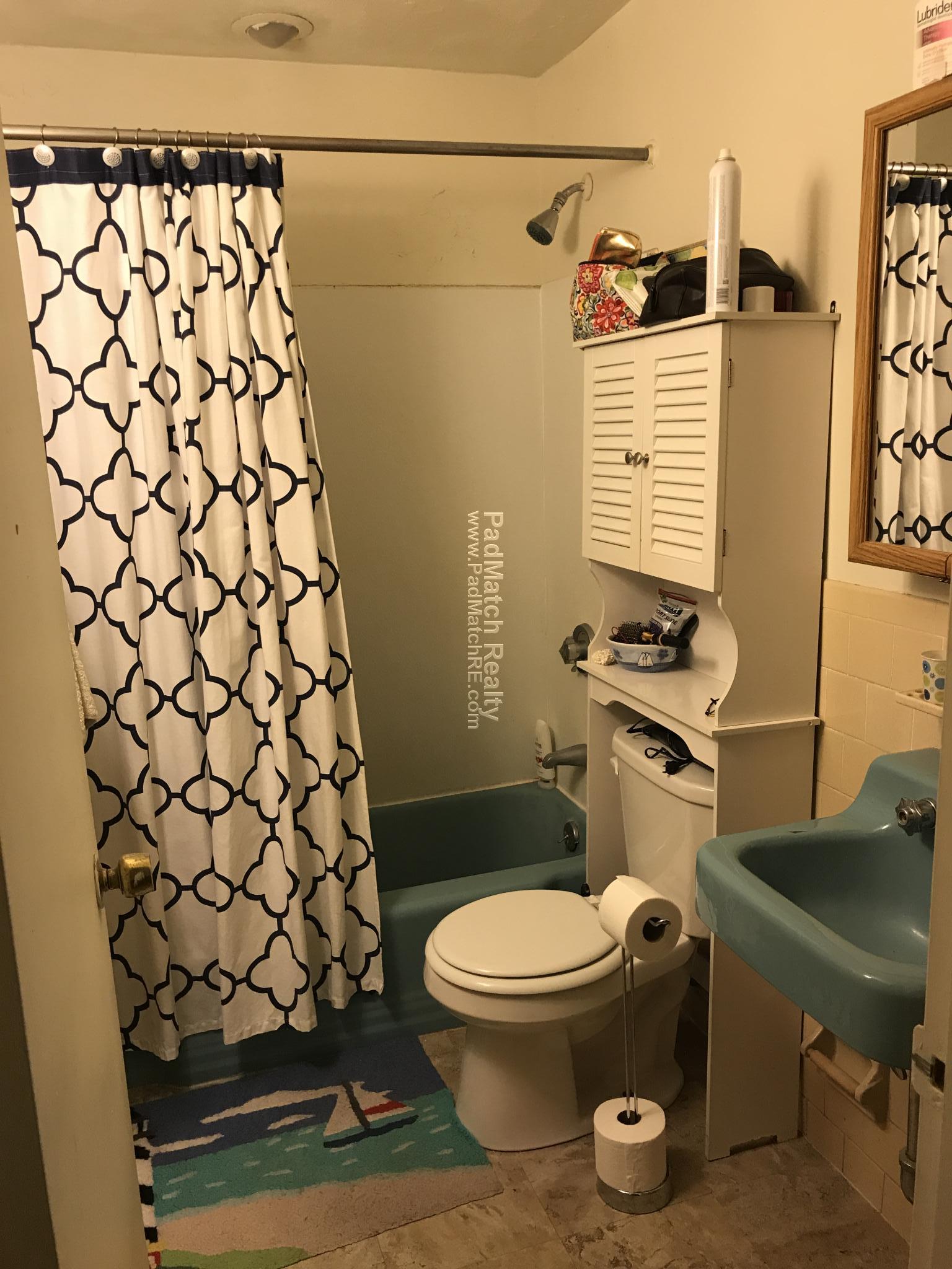 33 Lancaster Ter, Washington Square