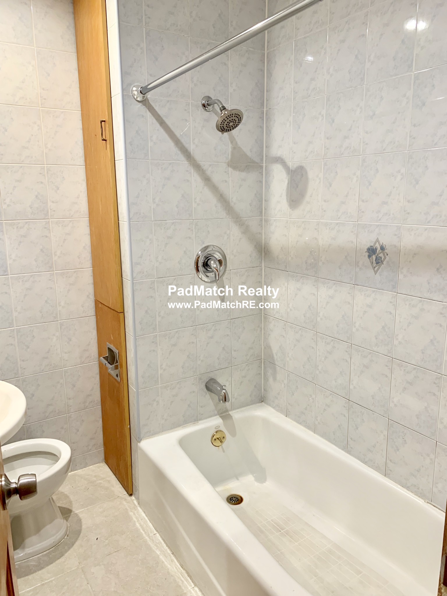 882 Huntington Ave, Mission Hill