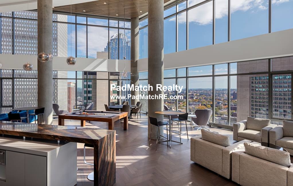 30 Dalton St, Back Bay