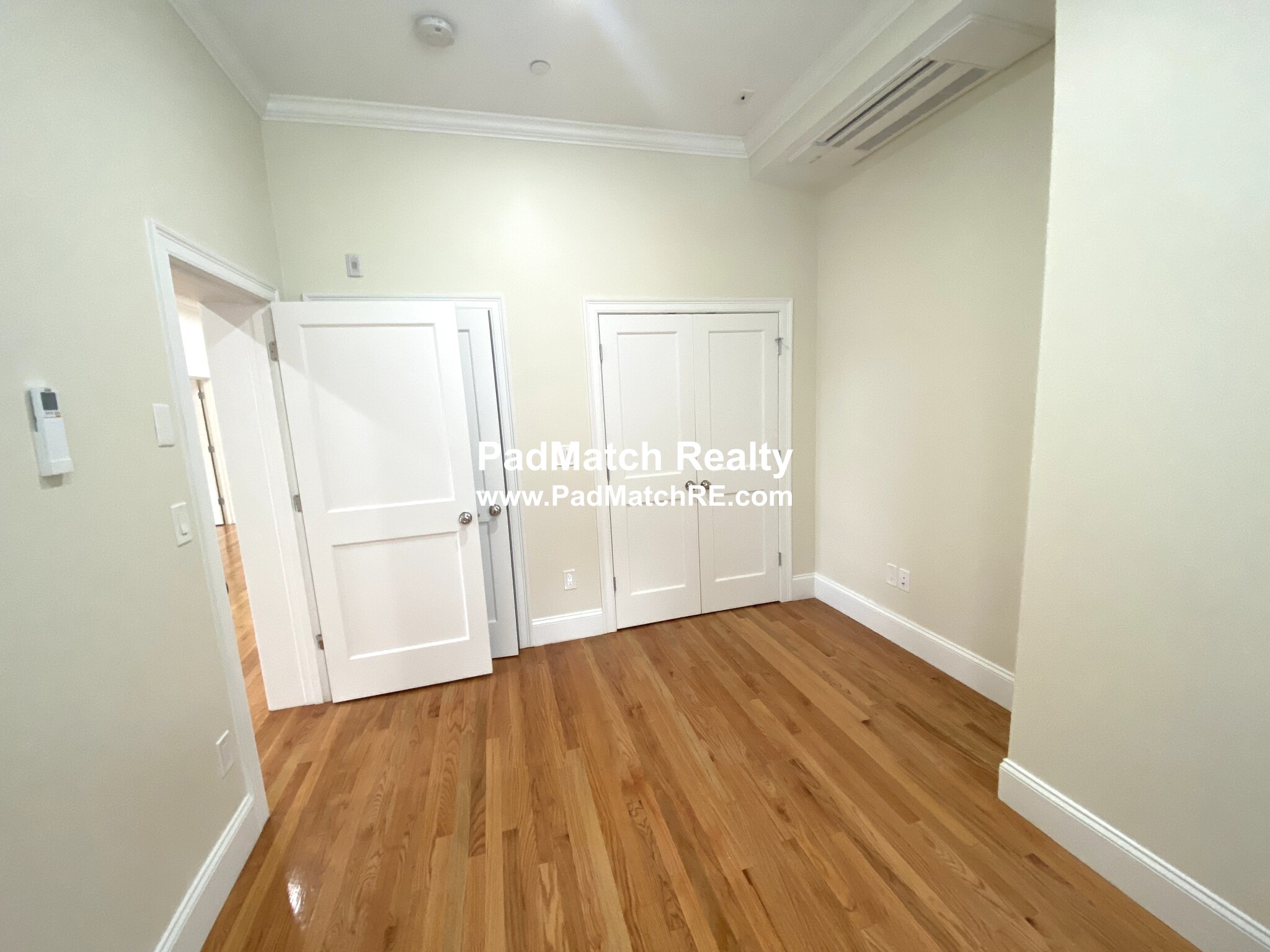 12 Harris St, Coolidge Corner