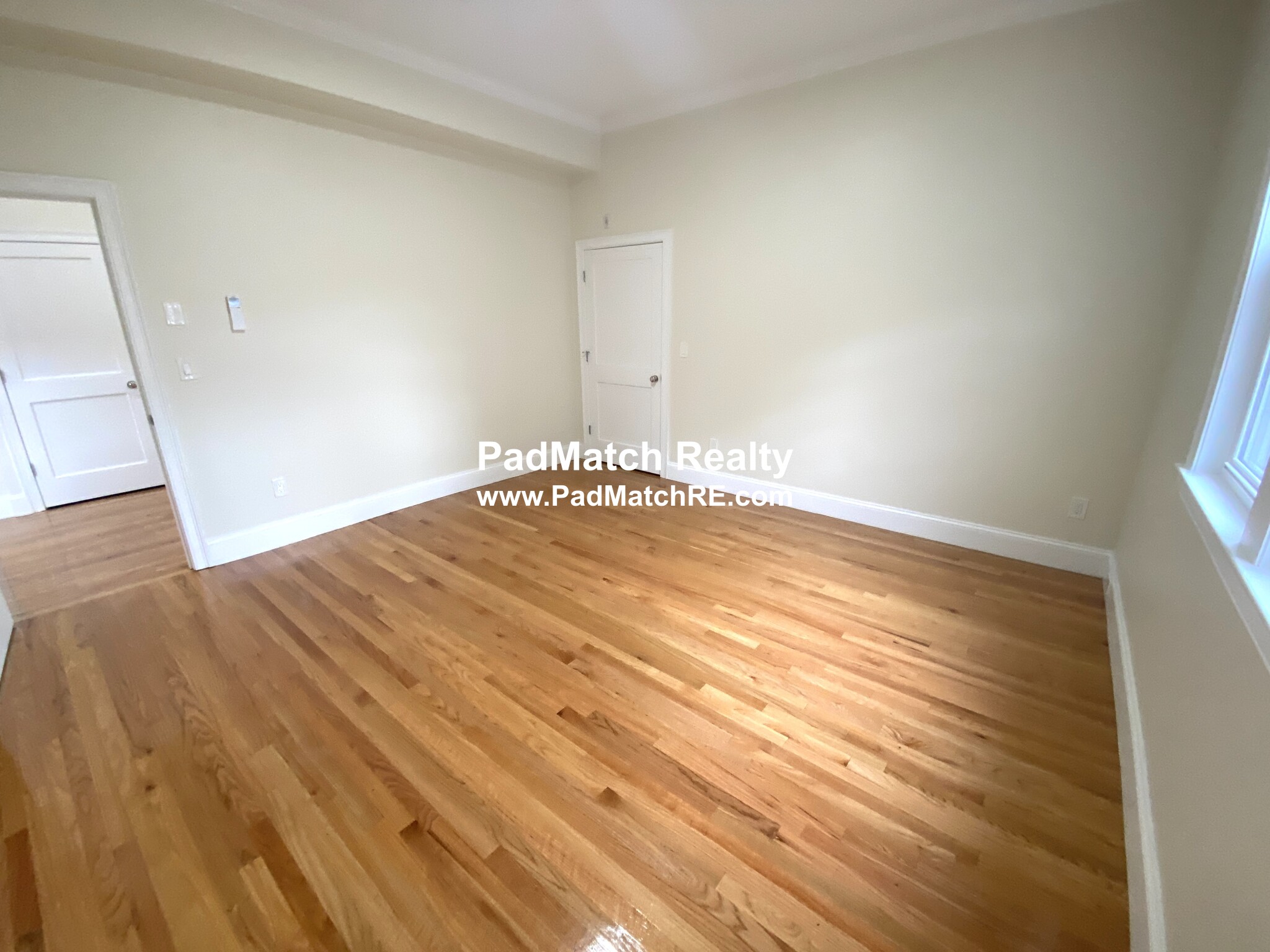 12 Harris St, Coolidge Corner