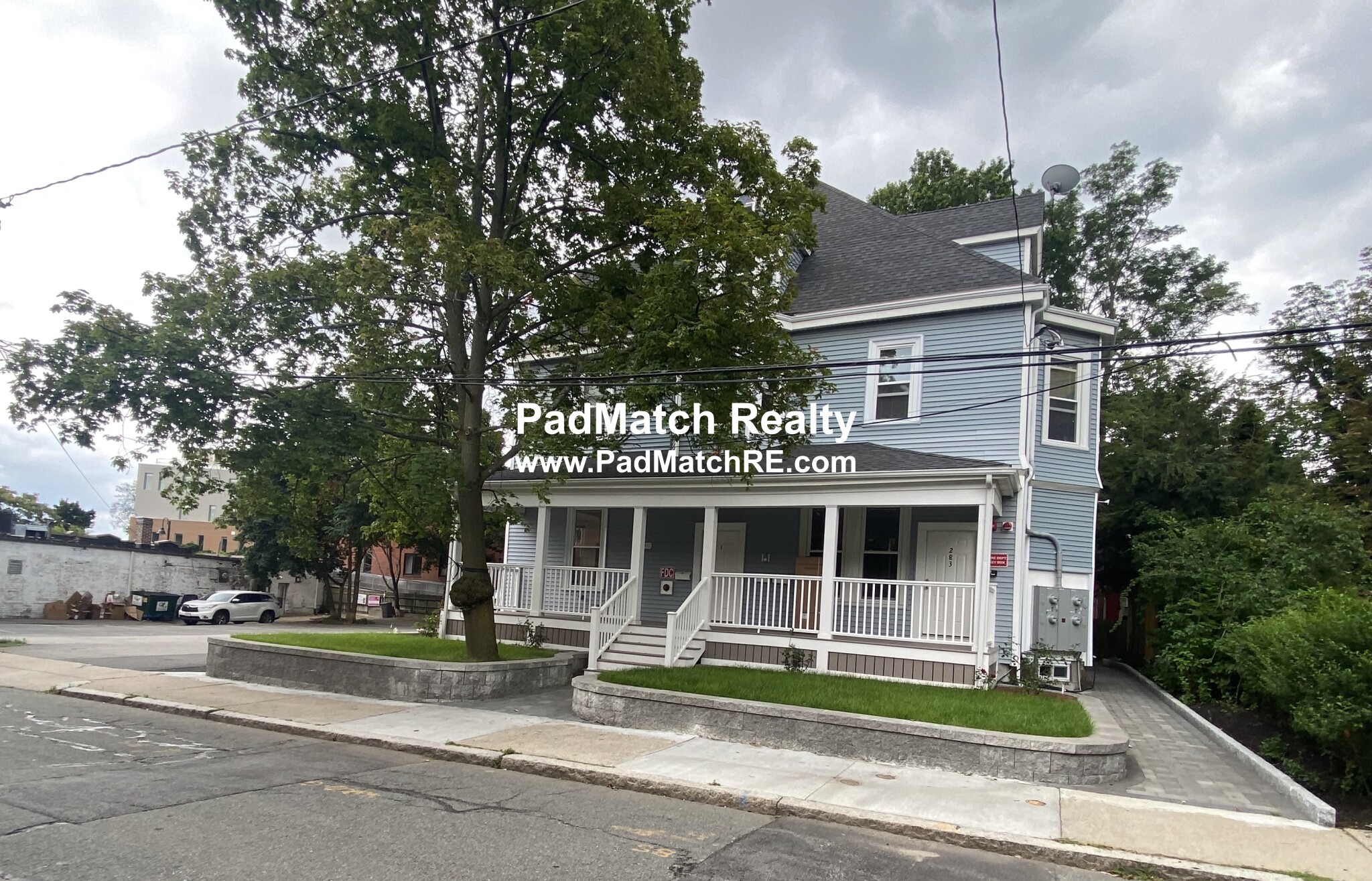 12 Harris St, Coolidge Corner