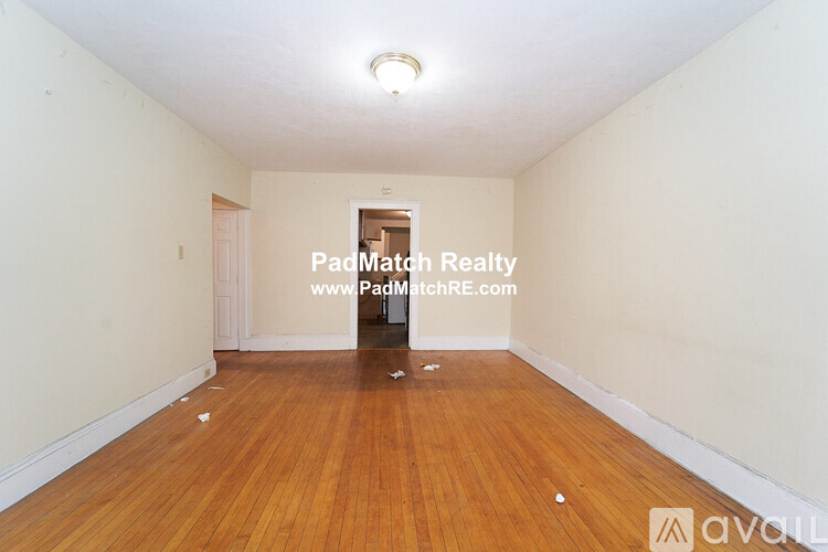 90 Cypress St, Brookline Hills