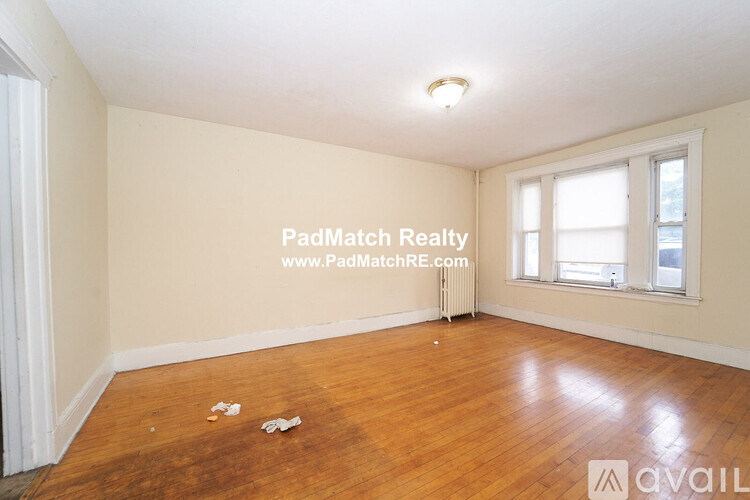 90 Cypress St, Brookline Hills