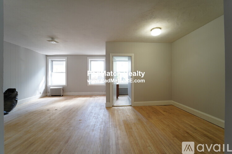 142 Davis Ave, Brookline Village