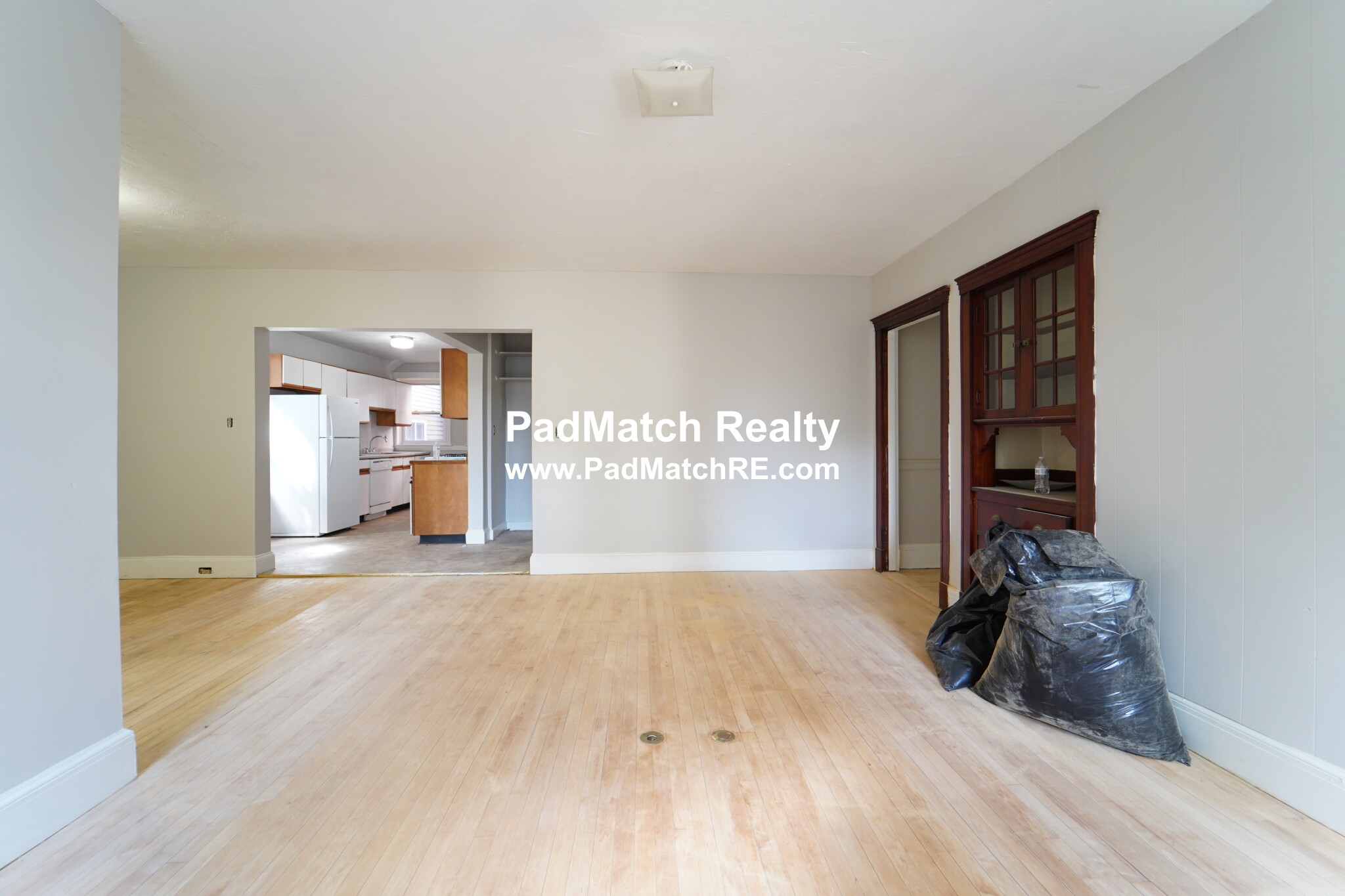 142 Davis Ave, Brookline Village