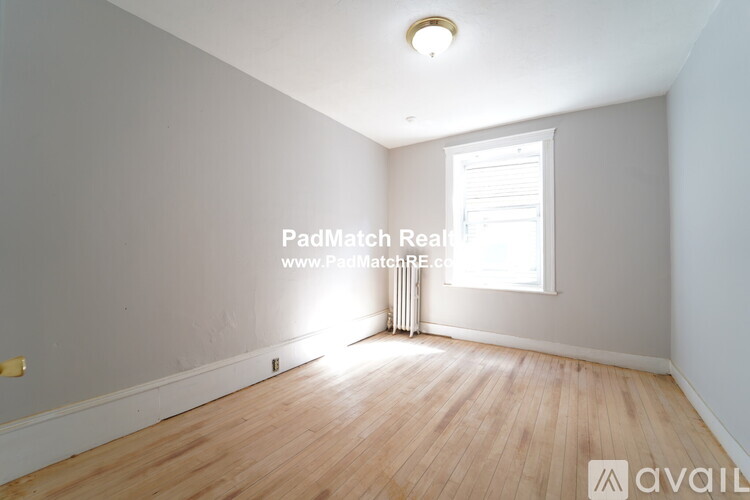 142 Davis Ave, Brookline Village