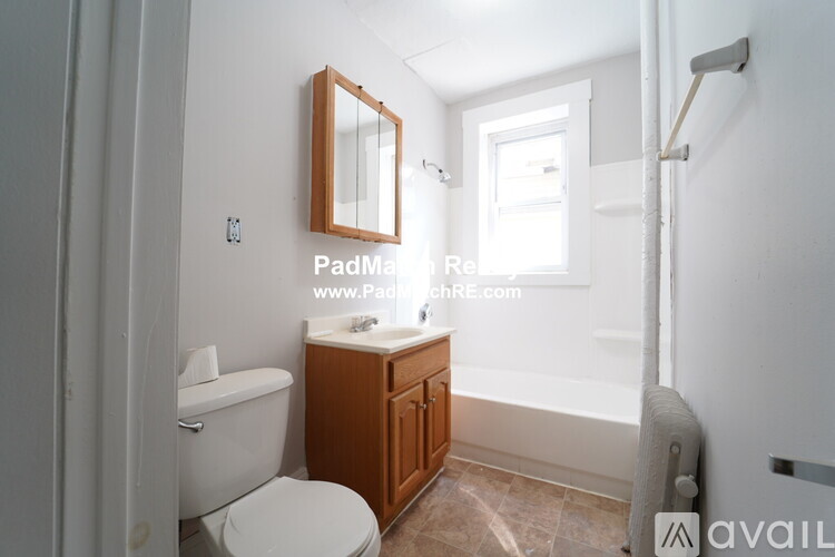 142 Davis Ave, Brookline Village