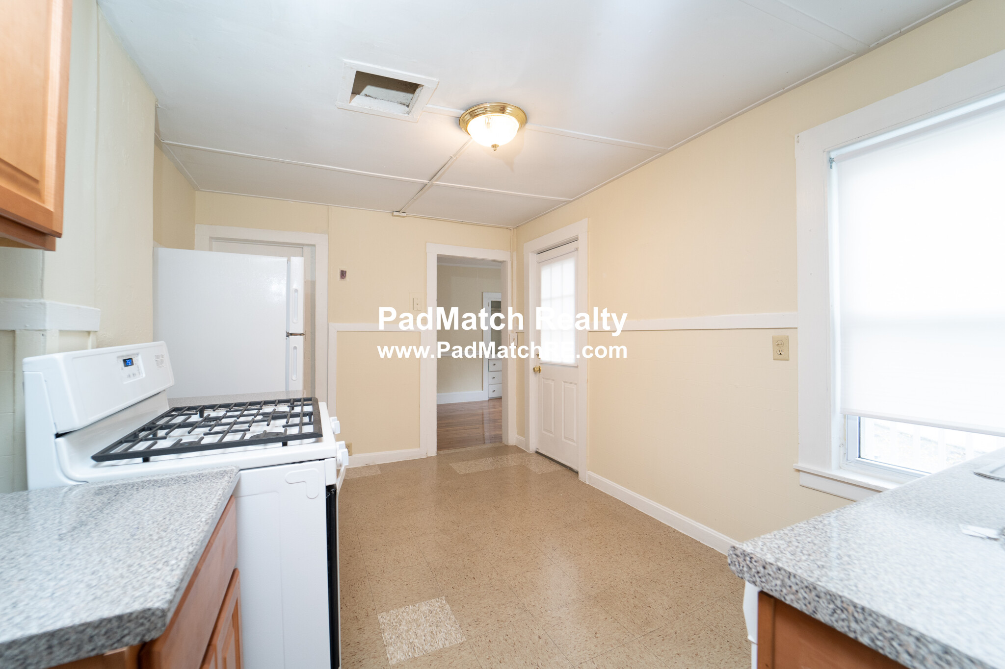 22 Greylock Rd, Allston