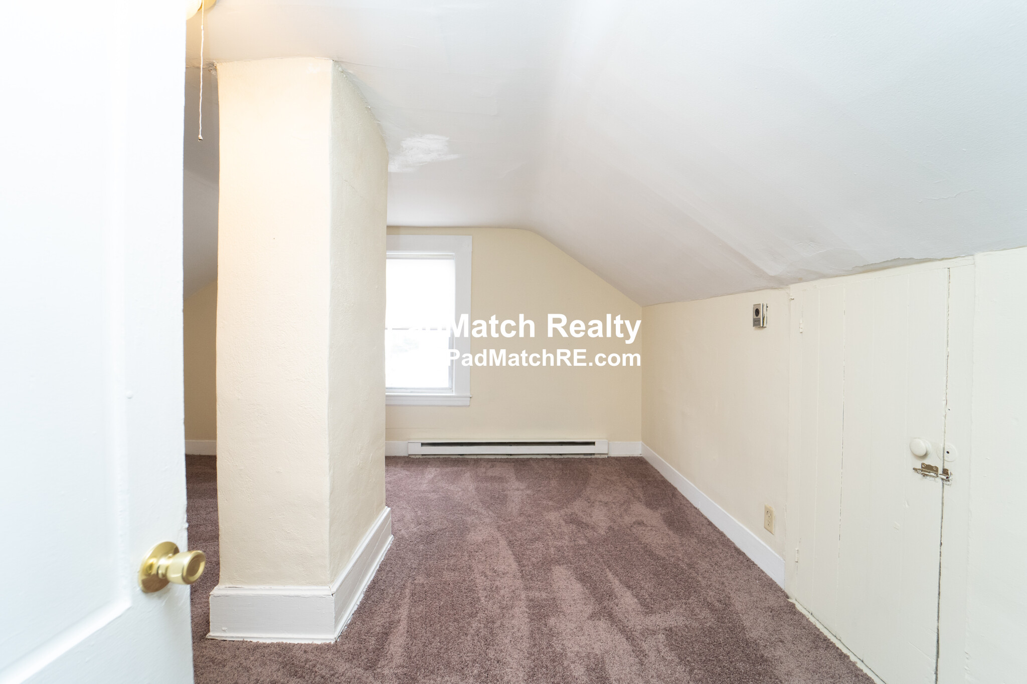 22 Greylock Rd, Allston