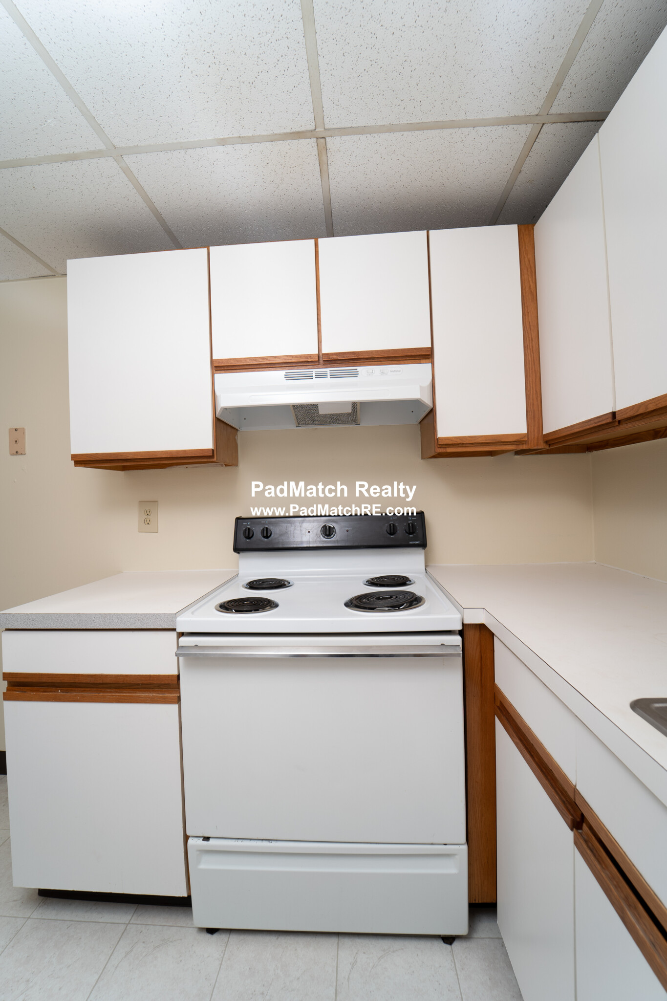 1751 Washington St, Braintree