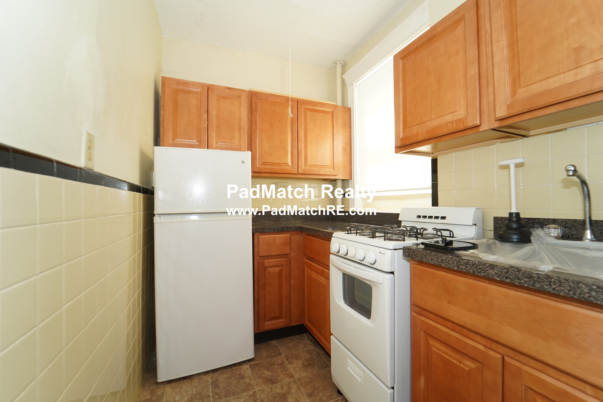 368 Riverway, Mission Hill