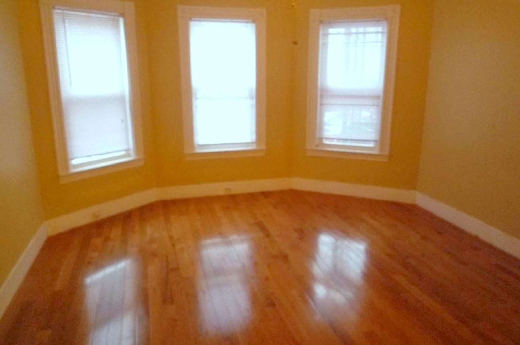 13 Waterhouse St, Teele Square