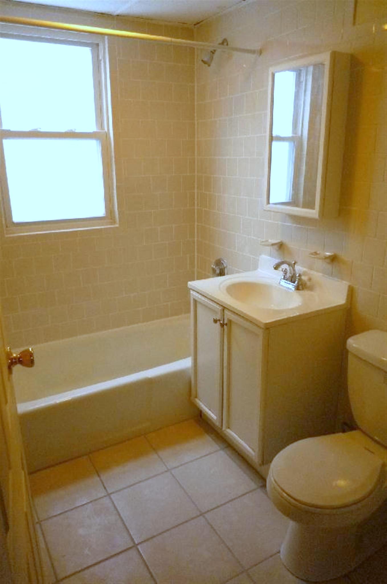 13 Waterhouse St, Teele Square