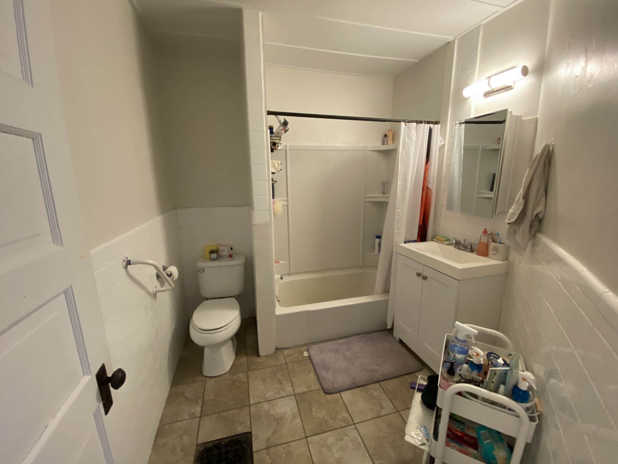 81 Bristol Rd, Medford