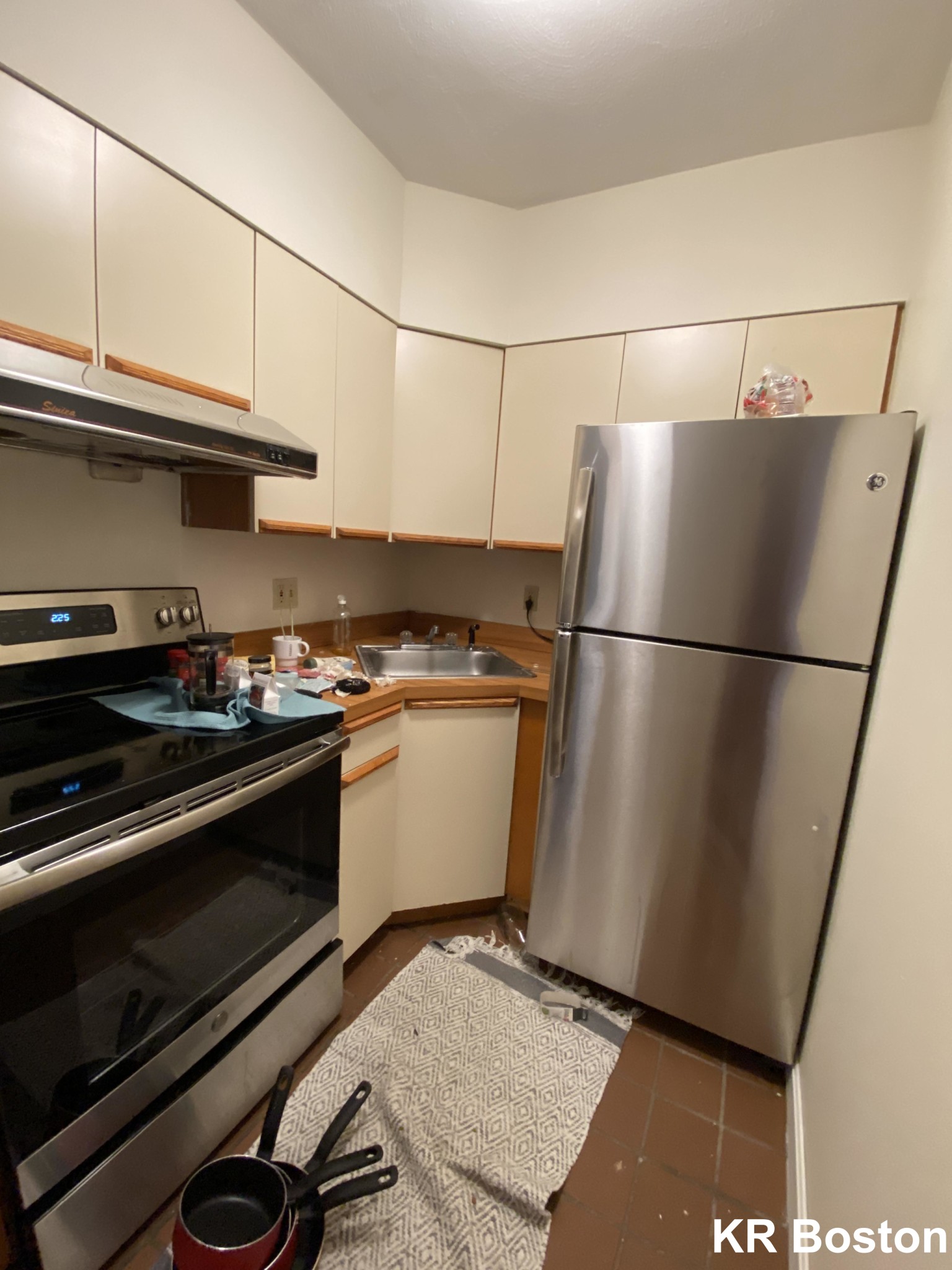 81 Essex St, Chinatown