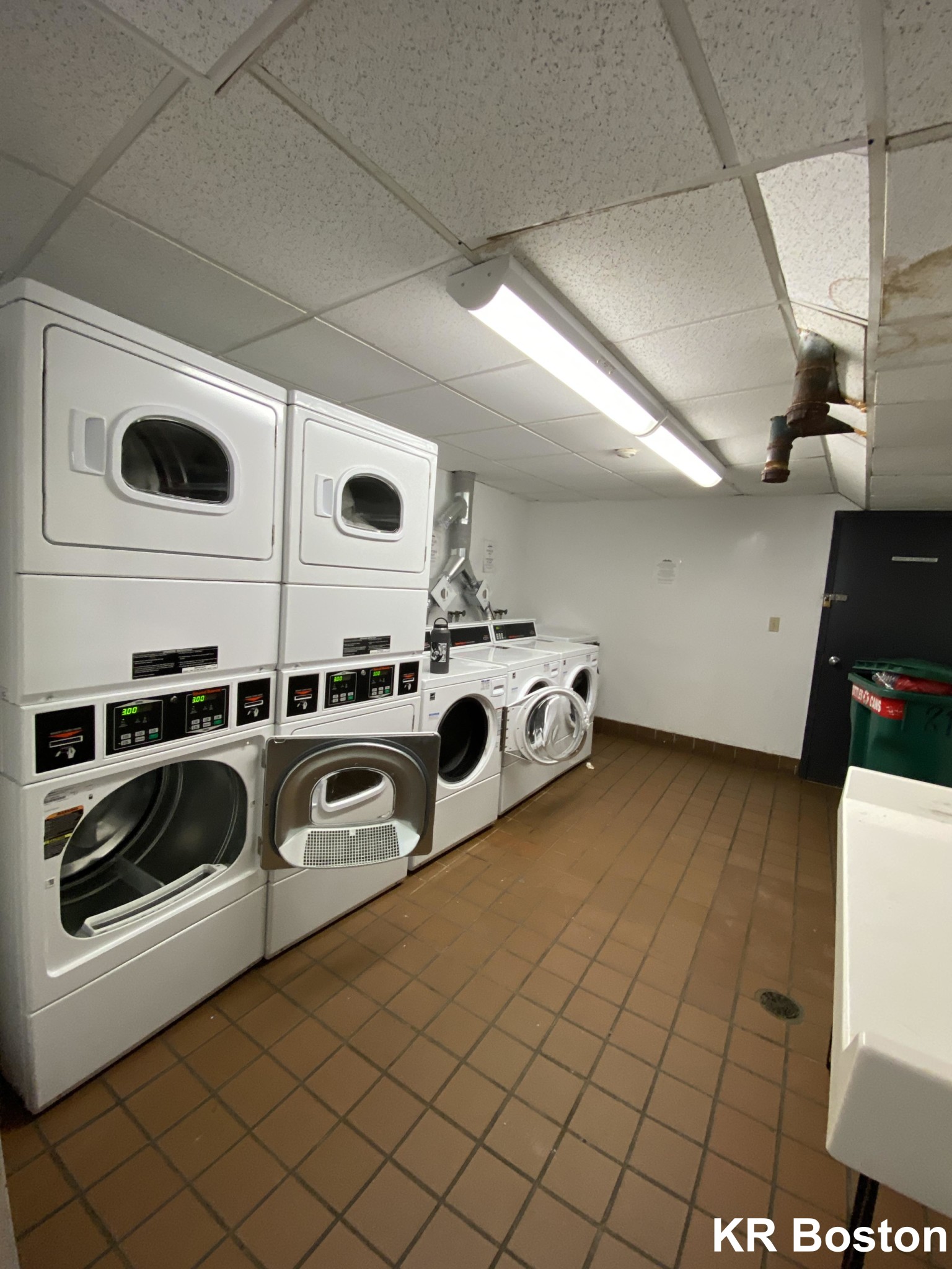 81 Essex St, Chinatown