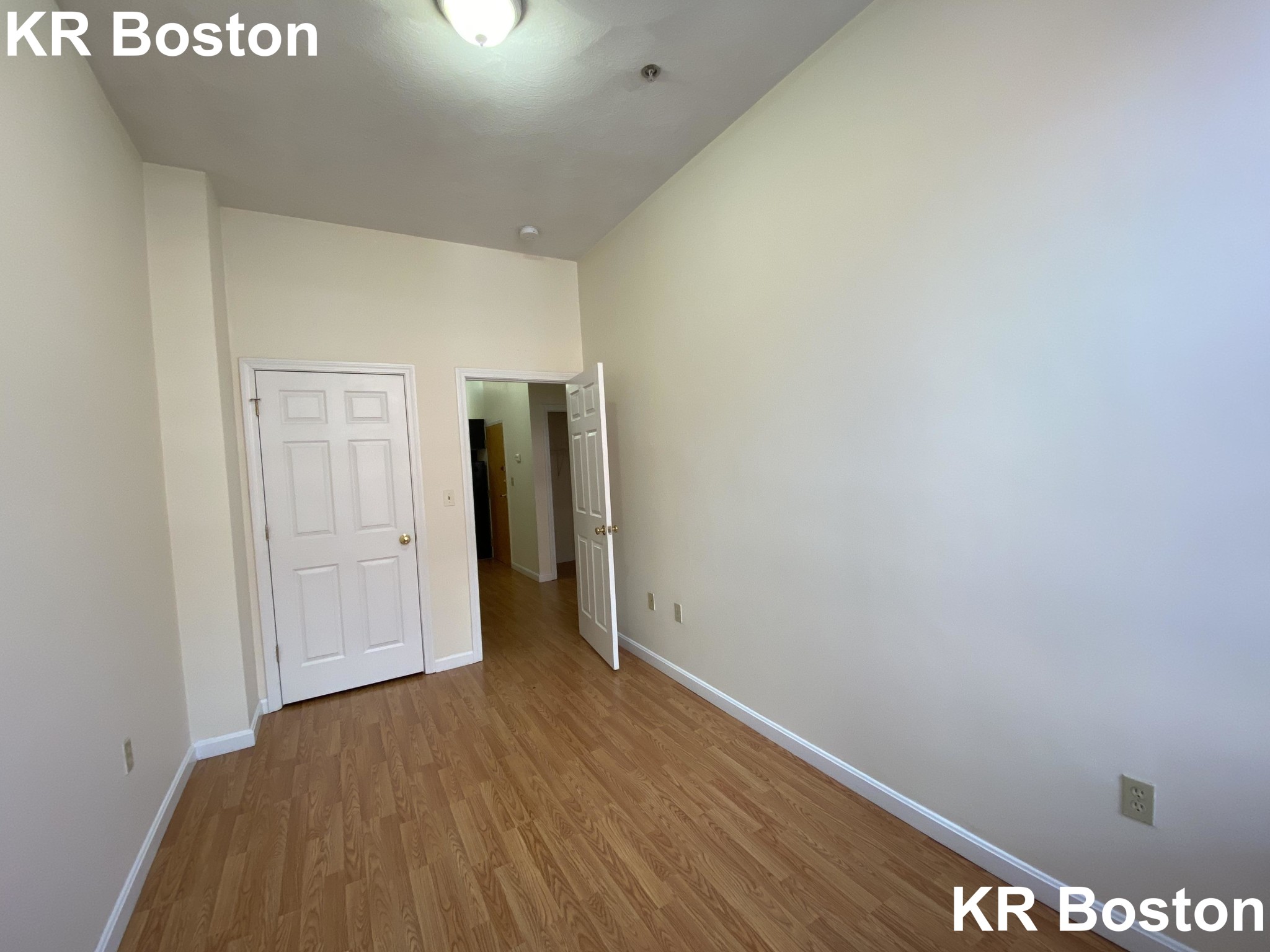 81 Essex St, Chinatown