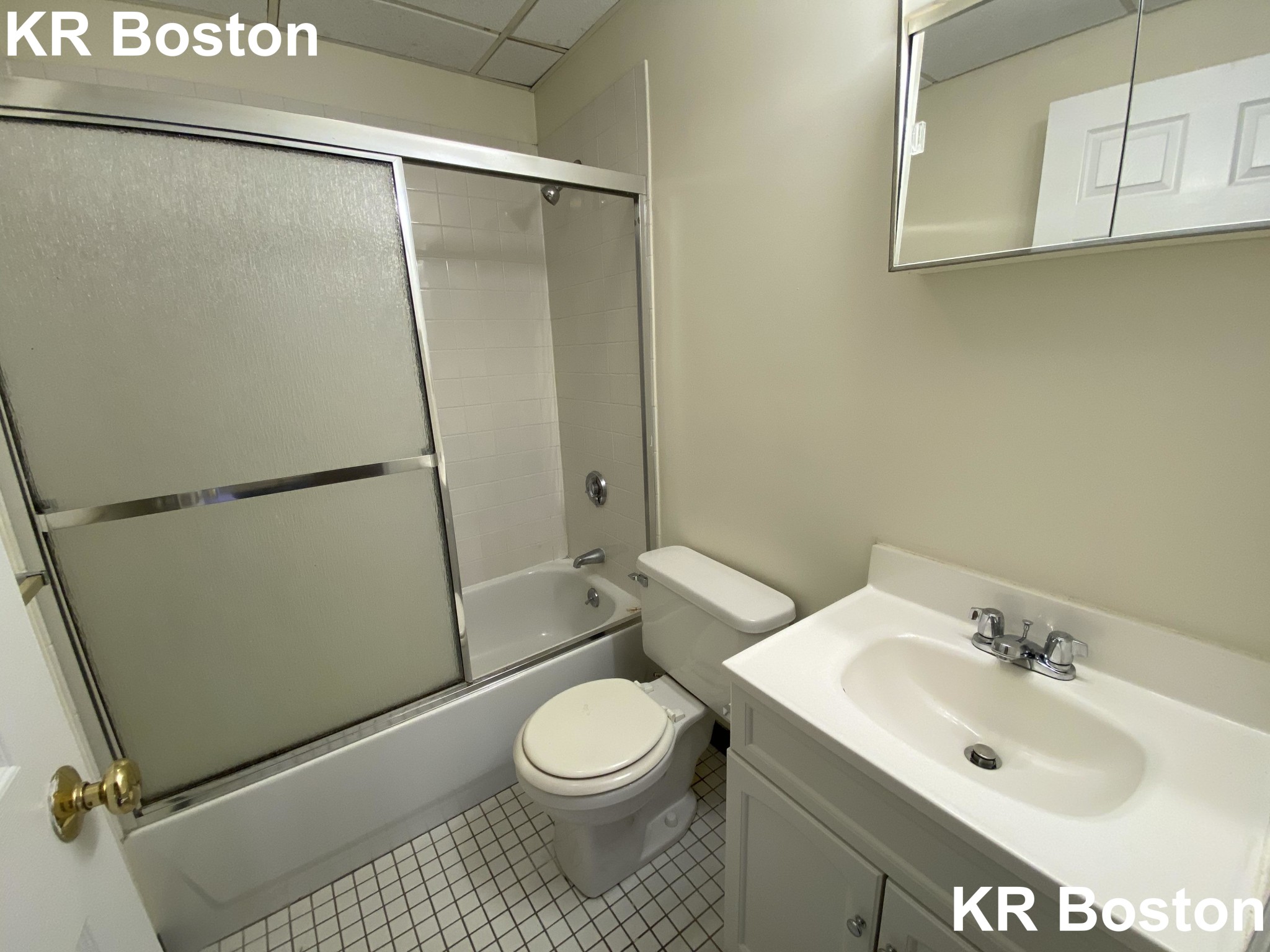 81 Essex Str, Chinatown