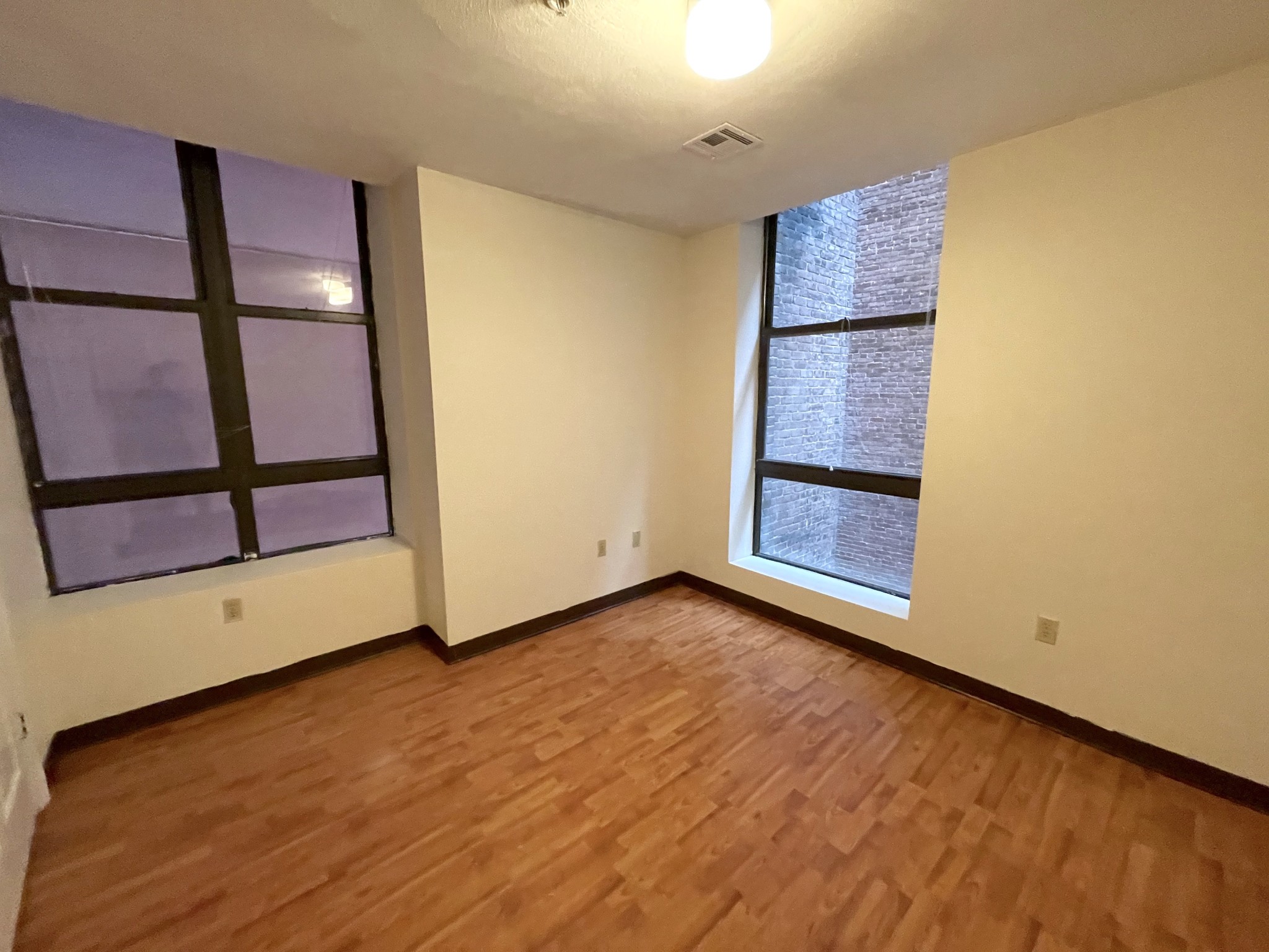 81 Essex St, Chinatown