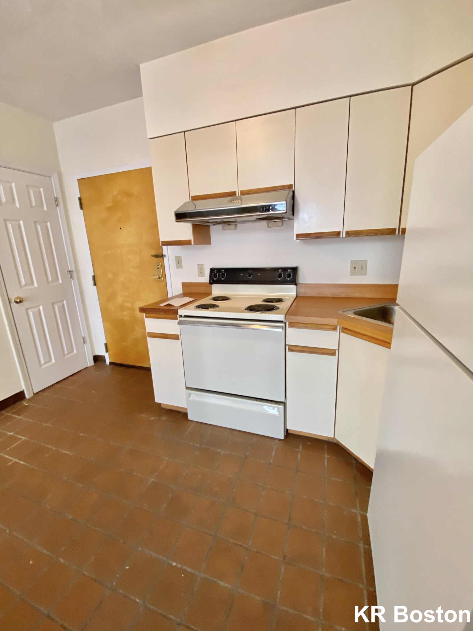 81 Essex St, Chinatown