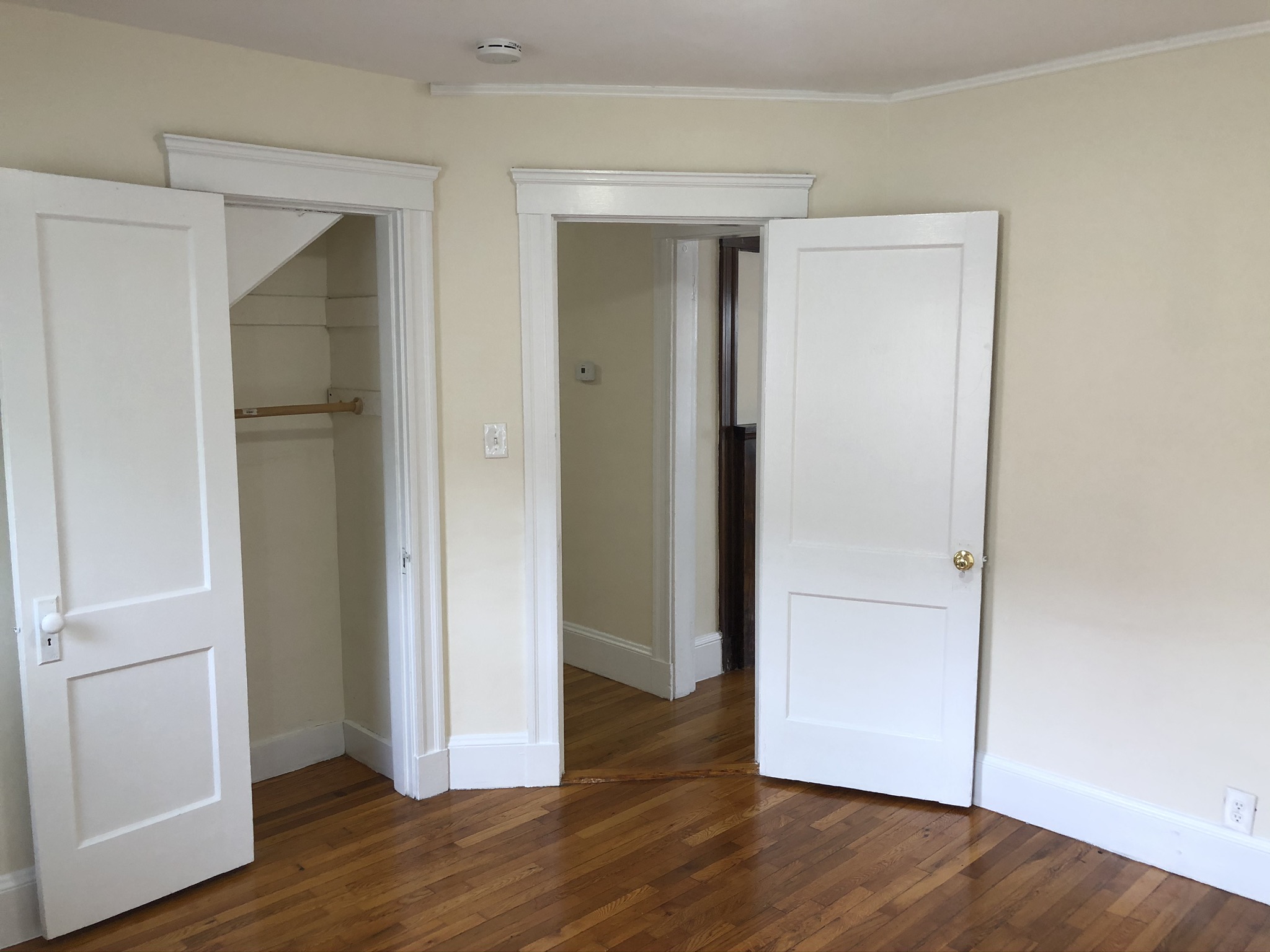 122 Bonner Ave, Medford