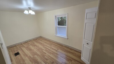 77 Hartford St, Newton Highlands