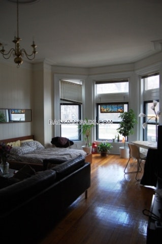 206 Commonwealth Ave, Beacon Hill