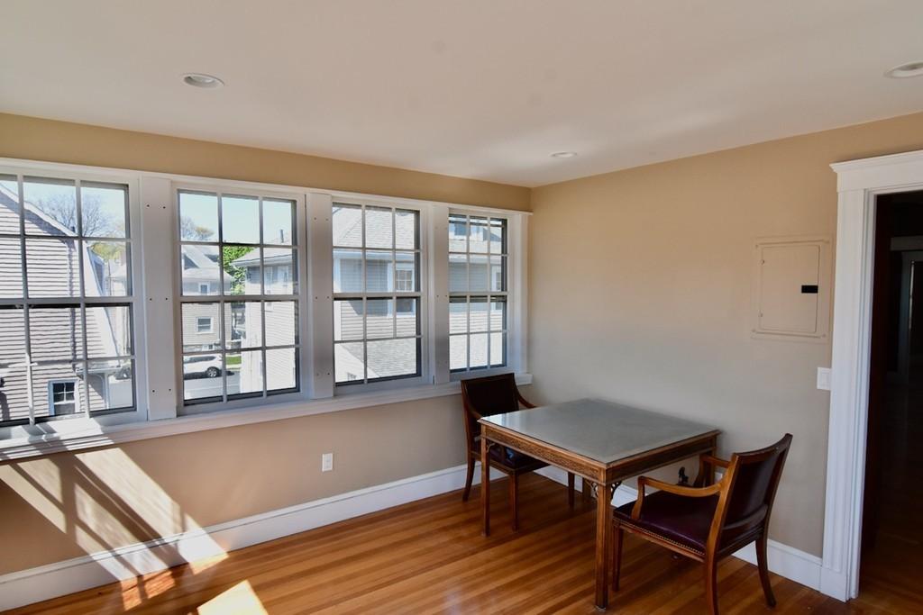 106 Brook St, Quincy