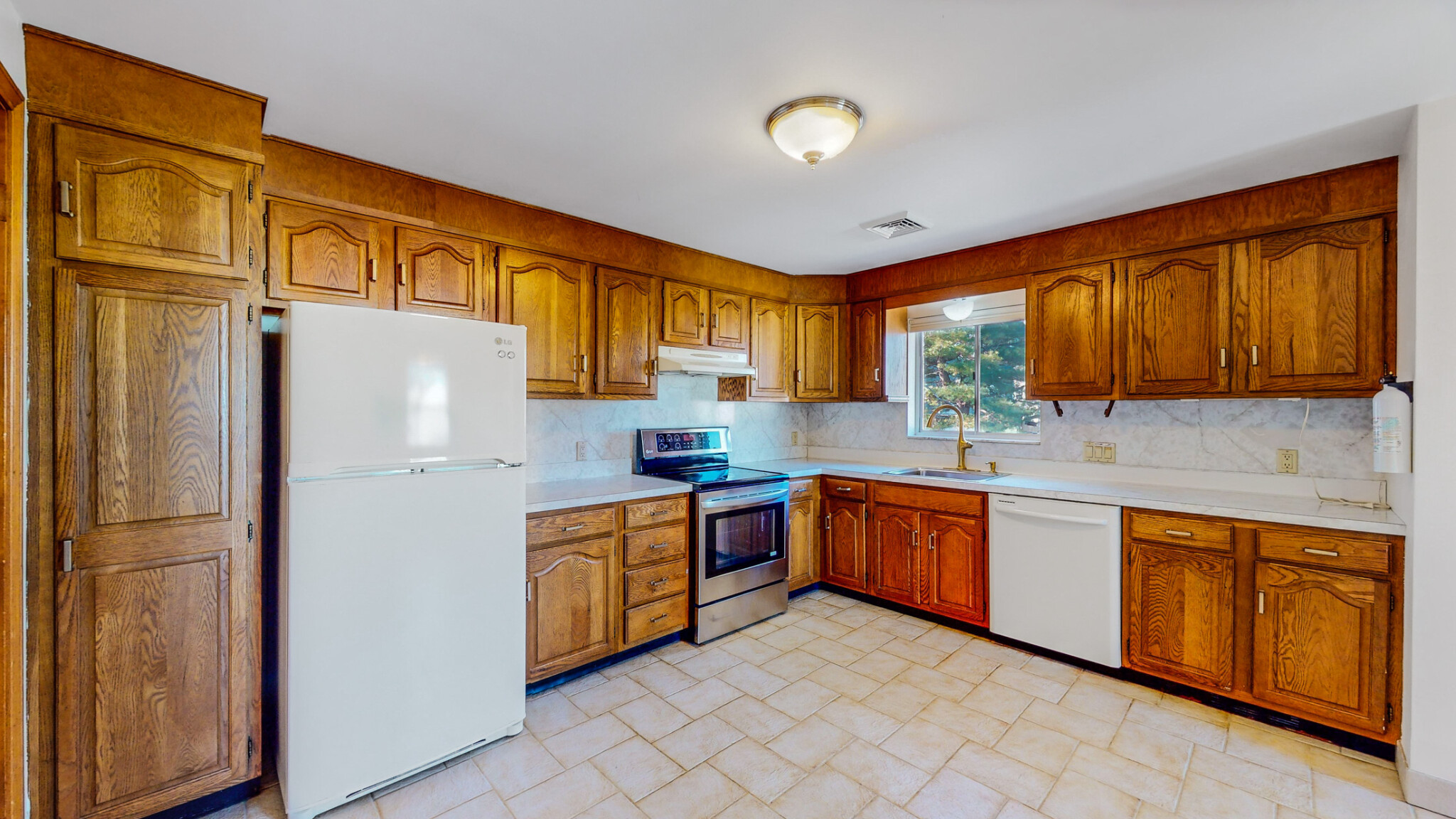 21 Ashmont Rd, Nonantum